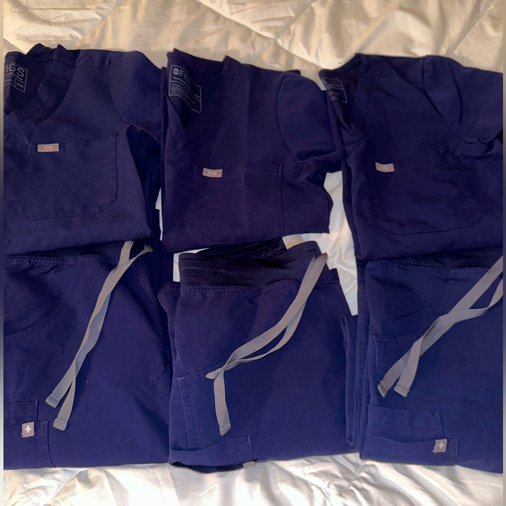 Navy Blue Figs Scrub Set